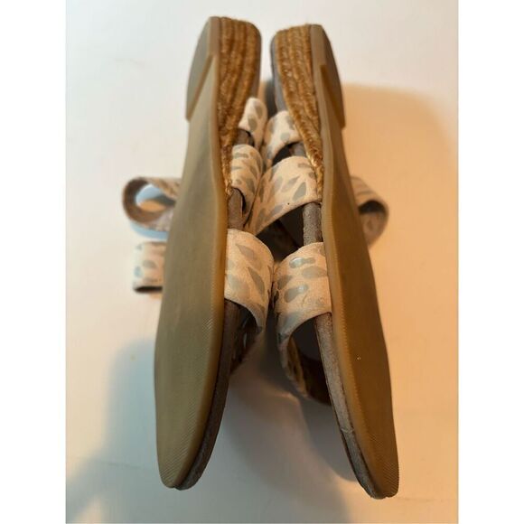 Eric Michael Sandals - Picture 6 of 6